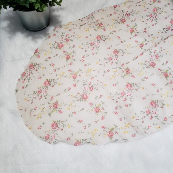 Light Floral Scarf - Picture 3 of 6